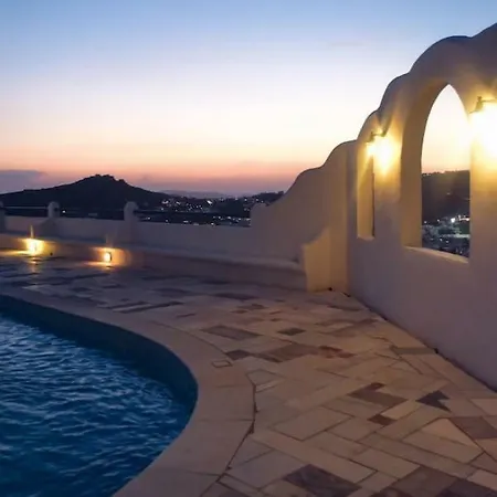 Complex Of Cycladic Traditional In Mykonos * Ornos (Mykonos)